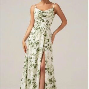 NWOT Elegant Green Floral Maxi Dress